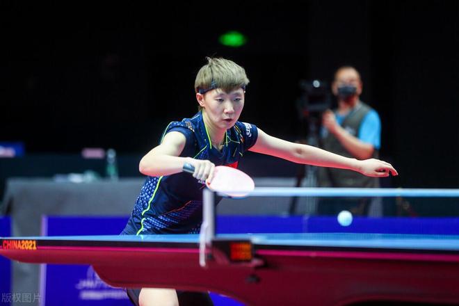 示香港的多 示香港的多