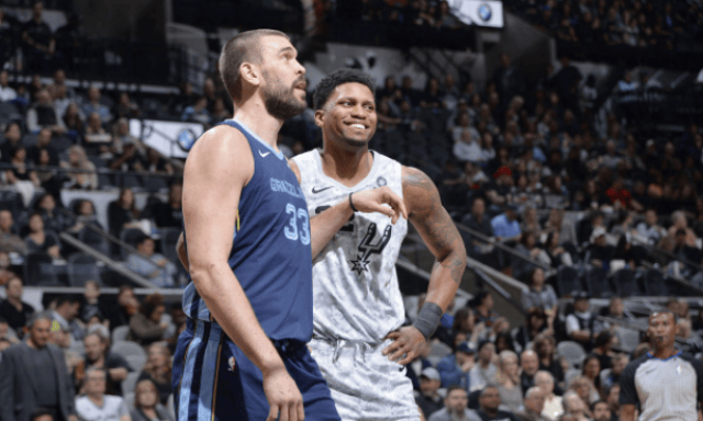 iM谈到NAVI的挣扎：“每一场首局或者首图，我们都有点挣扎”